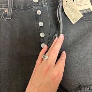 Levi’s Size 28 NWT